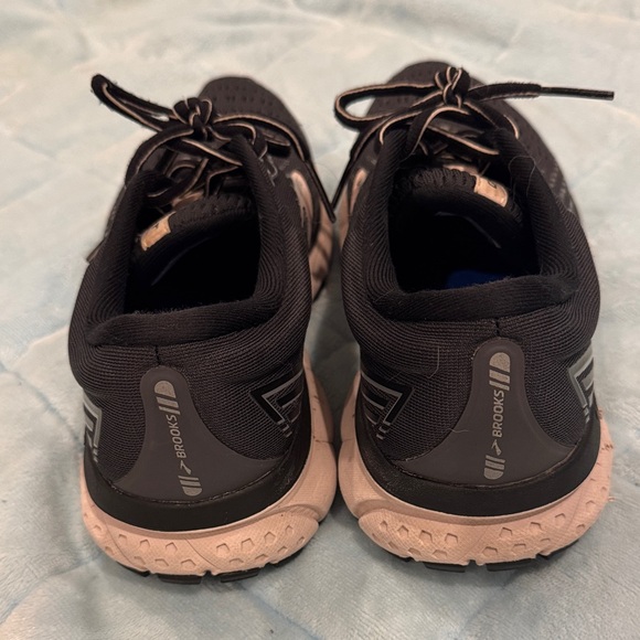 Brooks Women's Black and Gray Athletic Shoes - Picture 2 of 4